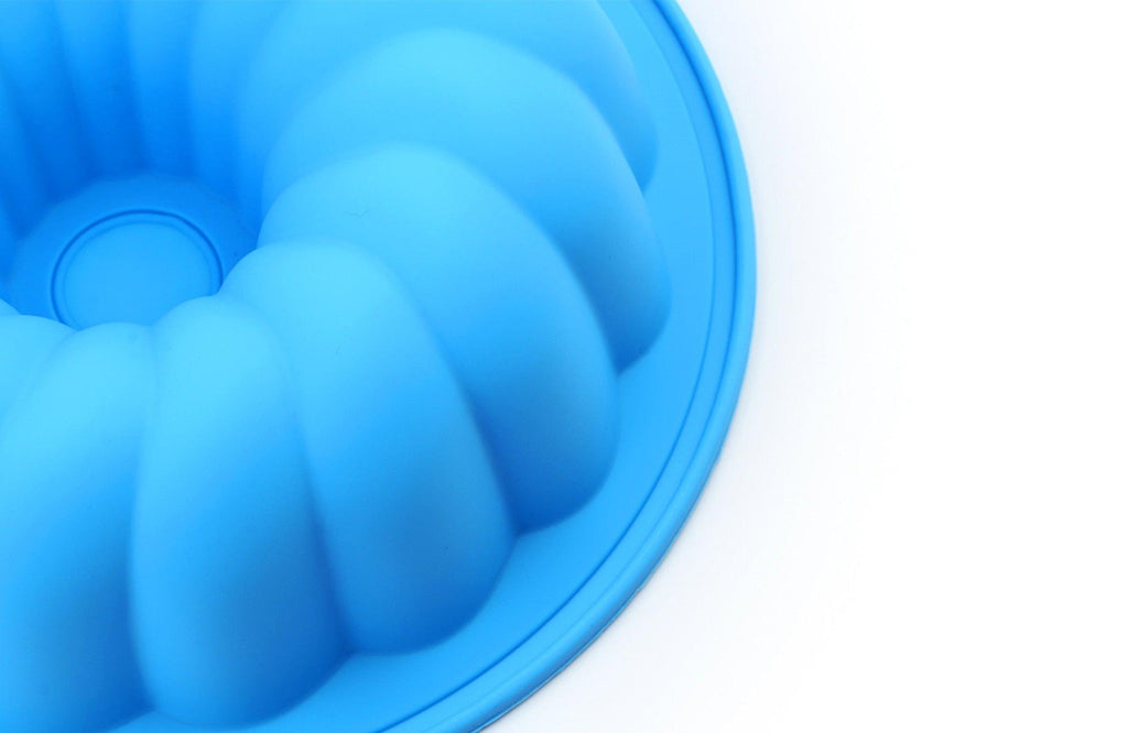 Round Fluted Silicone Cake Mold
